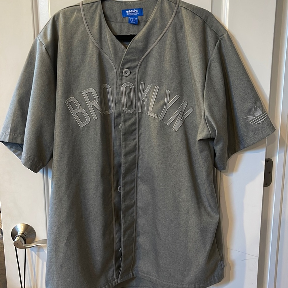 Adidas New without tags Brooklyn NBA Jersey Button shirt